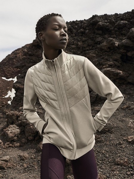 OYSHO FW17 Gymwear Collection